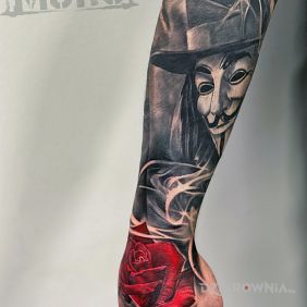 Tatuaż V jak Vendetta na dłoni motyw: postacie styl: realistyczne