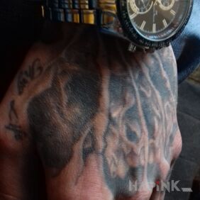 Tattoo Project#01 skull.vene.thuglife.palm on the hand motif: skulls style: graphic / illustrative