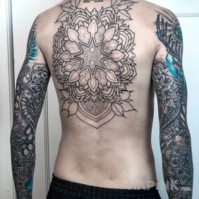 Tattoo 2 sleeves and the first session under the "cover" of the old barcode on the upper arm motif: mandalas style: graphic / illustrative