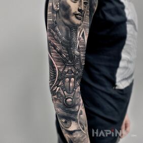 Tattoo Egyptian Sleeve on the forearm motif: characters