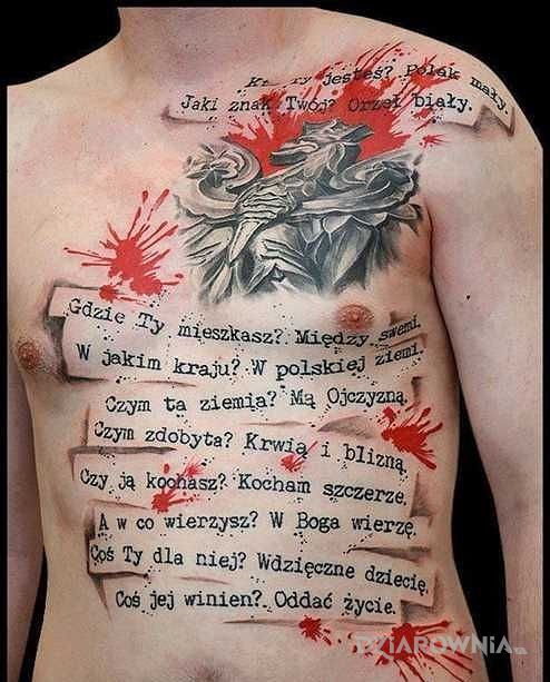 Tatuaż wierszyk patriotyczny w motywie patriotyczne na brzuchu