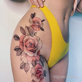 Tatuaż Róża w różu na nodze motyw: seksowne styl: graficzne / ilustracyjne