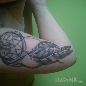Tattoo Dream catcher on the upper arm motif: Indian