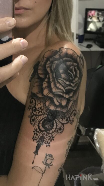 Tattoo Cover up in ornaments motif and graphic / illustrative style on the upper arm