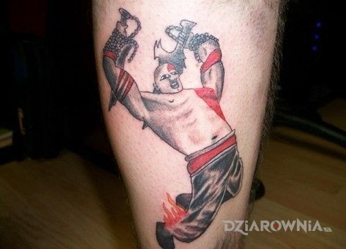 Tatuaż kratos w motywie postacie na nodze