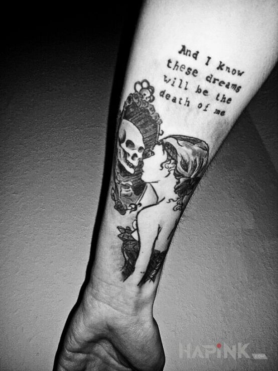 Tattoo Sny = śmierć in characters motif and graphic / illustrative style on the forearm