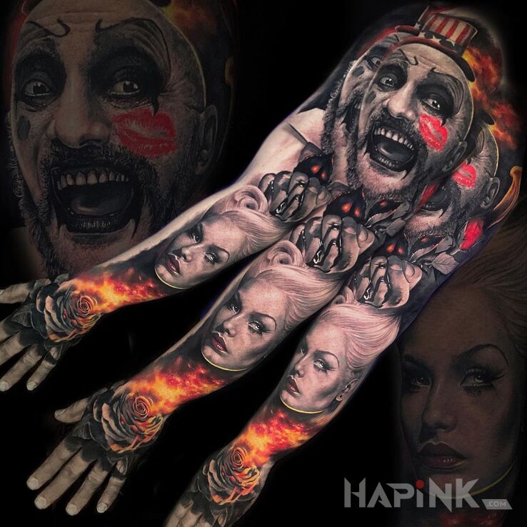 Tattoo Tatuowane szaleństwo in characters motif and realistic style on the upper arm
