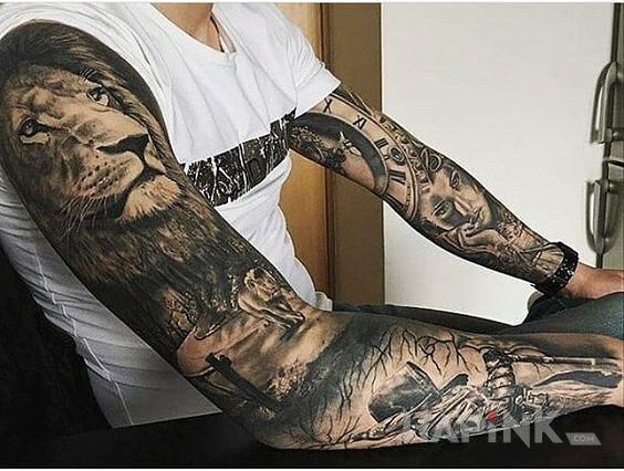 Tattoo Dwa zajebiste rękawy in faces motif and realistic style on the upper arm