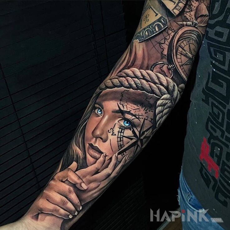 Tattoo Dziewczyna pod sznurem in faces motif and realistic style on the upper arm