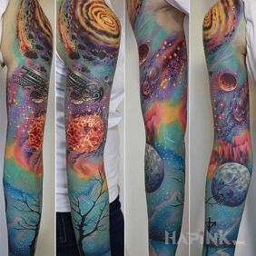 Tattoo Cosmos on the forearm motif: sleeves