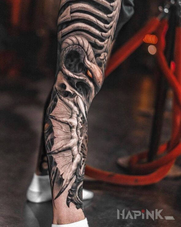 Tattoo Demoniczna noga in legsleeves motif and organic style on the leg