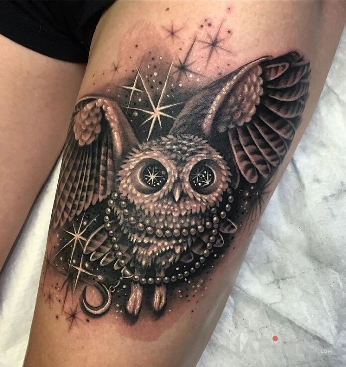 Tattoo Ładna sowa in animals motif on the leg