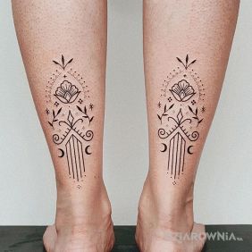 Tatuaż Piękne wzory na łydce motyw: kwiaty styl: minimalistyczne
