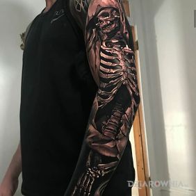 Tatuaż Kostucha na przedramieniu motyw: 3D styl: realistyczne
