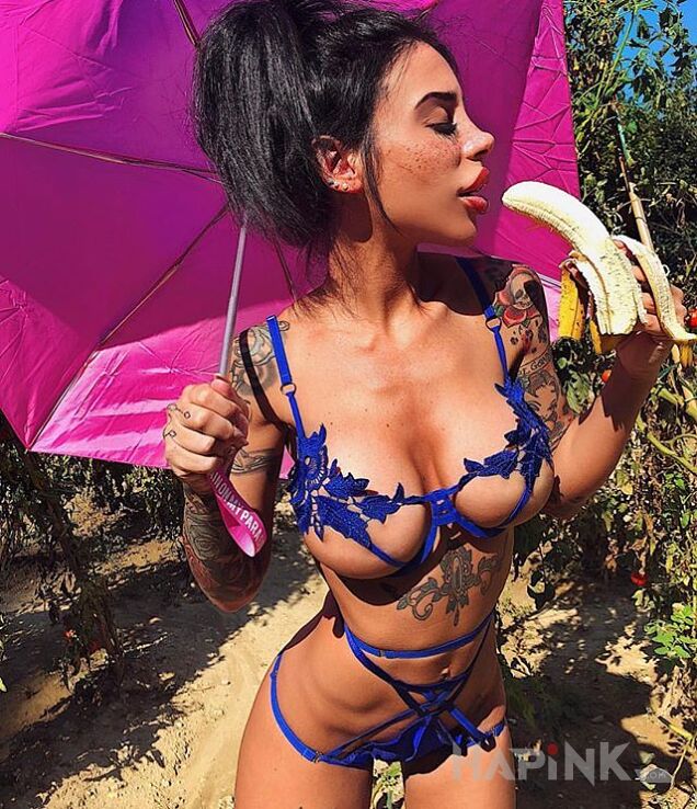 Tattoo Banana in sexy motif on the stomach