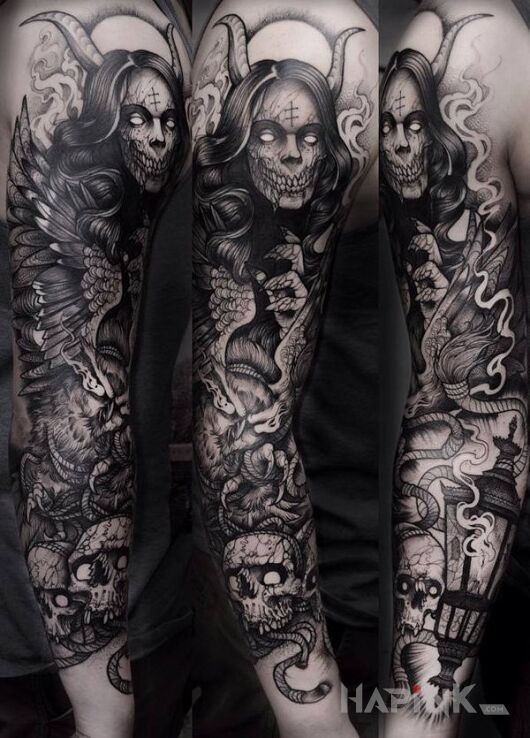 Tattoo Jakieś czorty in sleeves motif on the forearm