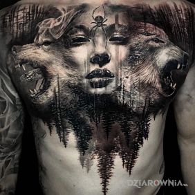 Tatuaż Kobieta z wilkami na brzuchu motyw: zwierzęta styl: realistyczne