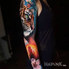 Tattoo Indian tiger on the upper arm motif: colorful style: realistic