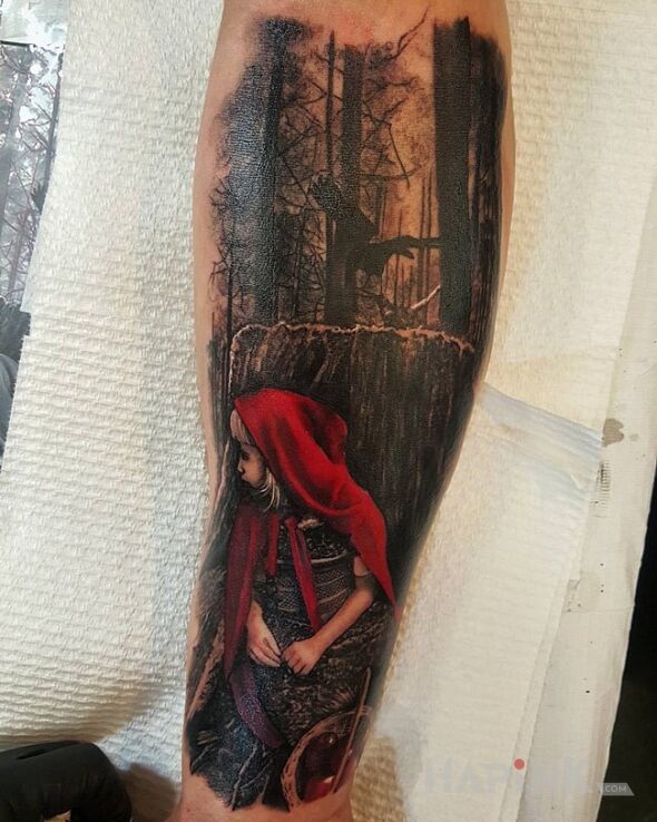 Tattoo Czerwony kapturek in characters motif on the forearm