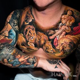 Tattoo The works of Leonardo Da Vinci on the collarbone motif: sleeves
