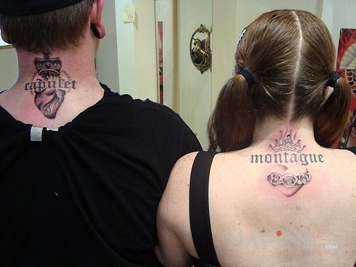 Tattoo Capulet and Montague in lettering motif on the nape