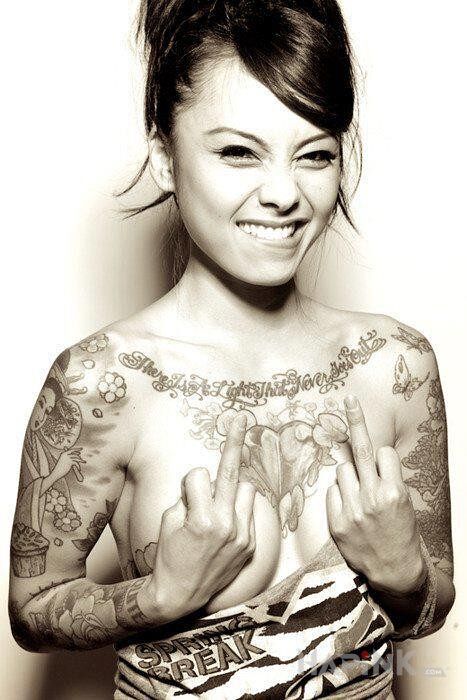 Tattoo Wulgarna sziksa :D in sexy motif on the upper arm