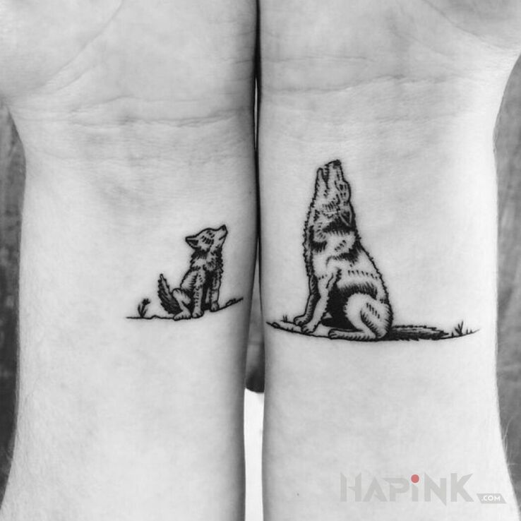 Tattoo Psy in Love motif and graphic / illustrative style on the wrist