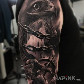 Tattoo Eagle on the upper arm motif: 3D style: realistic