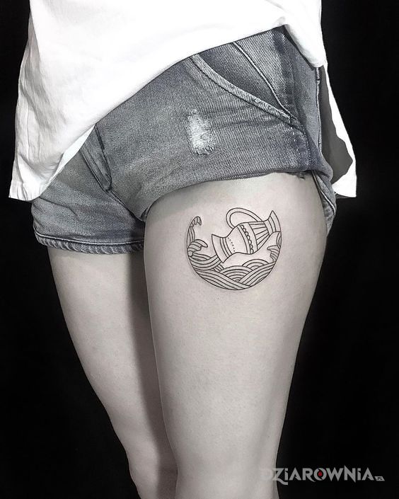 Tatuaż wodnik w motywie znaki zodiaku i stylu minimalistyczne na nodze
