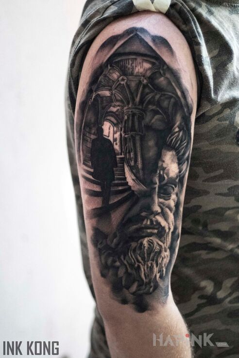 Tattoo Grecki bożek in 3D motif and realistic style on the upper arm