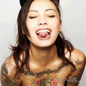 Tattoo Catwoman on the chest motif: sexy