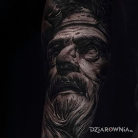 Tatuaż Posąg na przedramieniu motyw: twarze styl: realistyczne