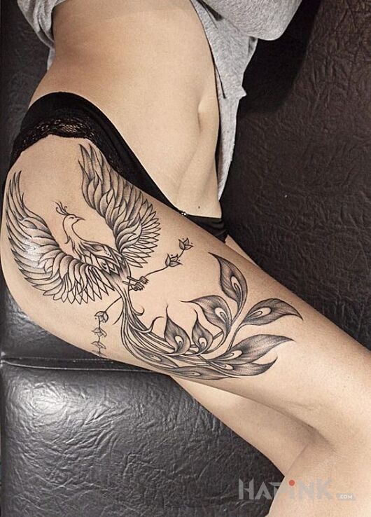 Tattoo Szary feniks in black and gray motif and graphic / illustrative style on the leg
