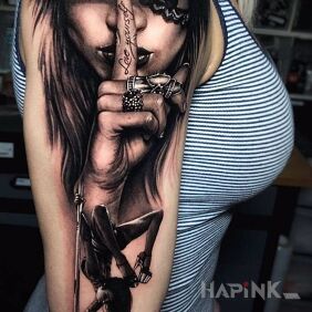 Tattoo Ciuchutko on the upper arm motif: 3D style: realistic