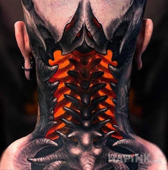 Tattoo Diabelskie karczycho in colorful motif and organic style on the nape