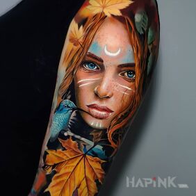 Tattoo Autumn on the upper arm motif: animals style: realistic