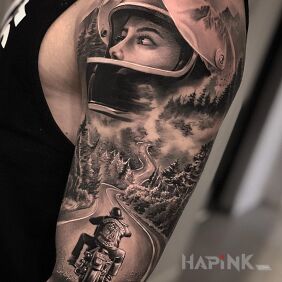 Tattoo Motorcyclist on the upper arm motif: 3D style: realistic
