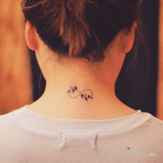 Tattoo Znak nieskończoności in other motif and minimalistic style on the nape