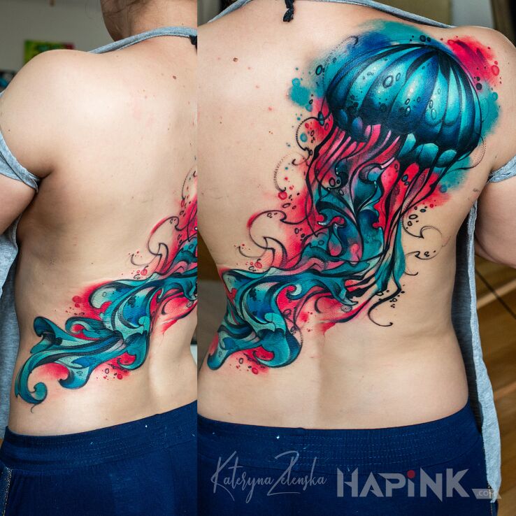 Tattoo Meduza in animals motif and Watercolor style on the back