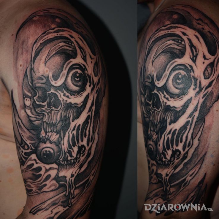 Tatuaż czaszka w motywie czarno-szare i stylu graficzne / ilustracyjne na ramieniu