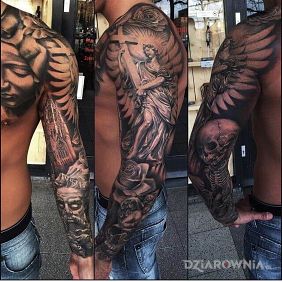 Tatuaż Anioł z krzyżem w rękach na klatce motyw: rękawy styl: realistyczne