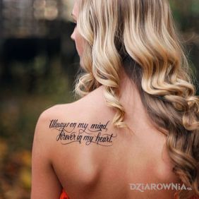 Tatuaż Zawsze ze mna na łopatkach motyw: napisy styl: kaligrafia