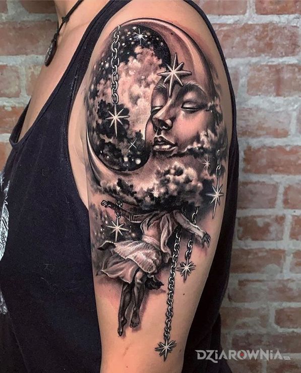 Tatuaż księżycowy tatuaż w motywie czarno-szare i stylu graficzne / ilustracyjne na ramieniu