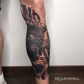 Tatuaż Kryminalna dziewczyna na łydce motyw: 3D styl: realistyczne