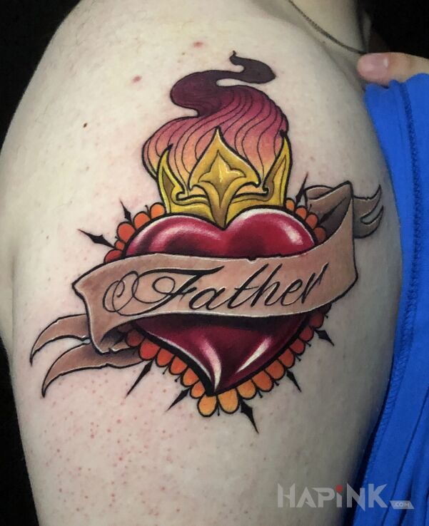 Tattoo Father in lettering motif and neo-traditional style on the upper arm