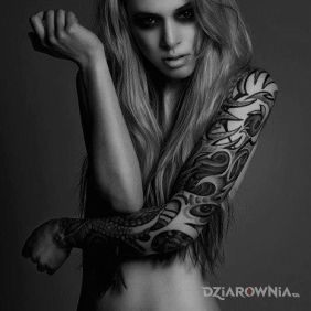 Tatuaż Fajny rękaw na przedramieniu motyw: rękawy
