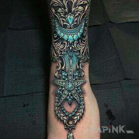 Tattoo Blue diamonds near the ankle motif: 3D style: realistic