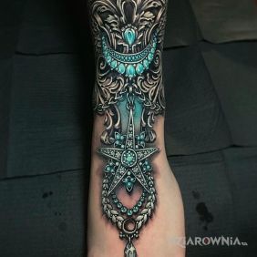 Tatuaż Błękitne diamenty przy kostce motyw: 3D styl: realistyczne