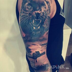 Tattoo Finito on the upper arm motif: 3D style: realistic