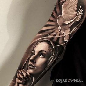 Tatuaż Wyczekiwanie na Boga na ramieniu motyw: twarze styl: realistyczne